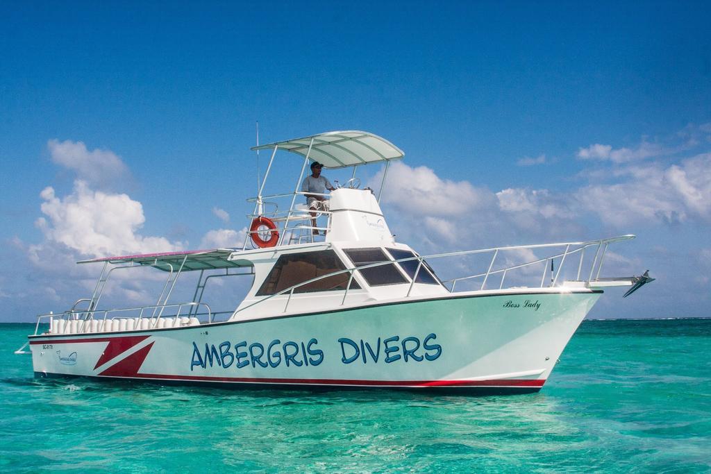 Ambergris Divers Resort San Pedro  Luaran gambar